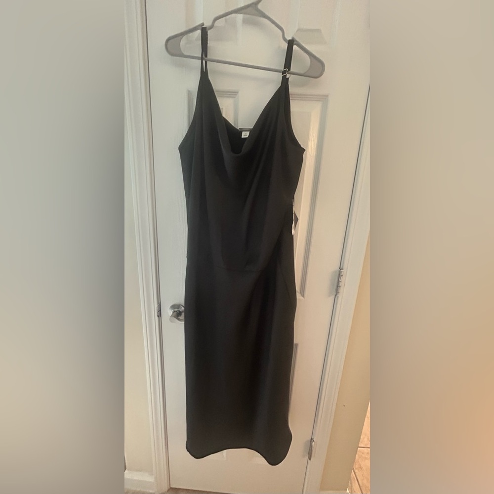 Ava & Viv Black Midi Dress